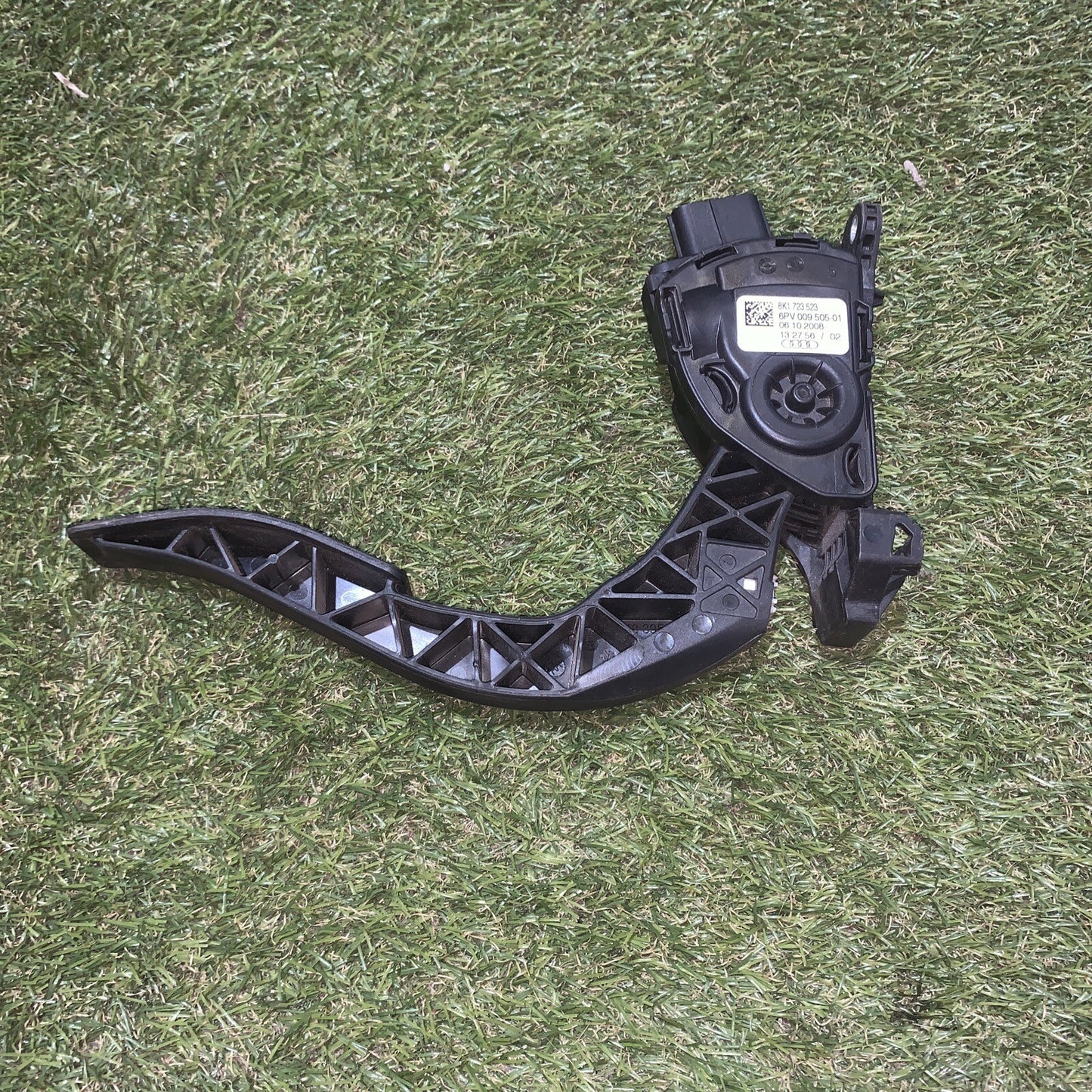 8K1723523 PEDALE ACCELERATORE AUDI A4 Avant (8K5) (0815) 2000 Diesel