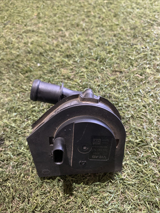 Pompa Acqua Ausiliaria Volkswagen T-Roc 1.0 Turbo Benzina 5Q0965567 DKR