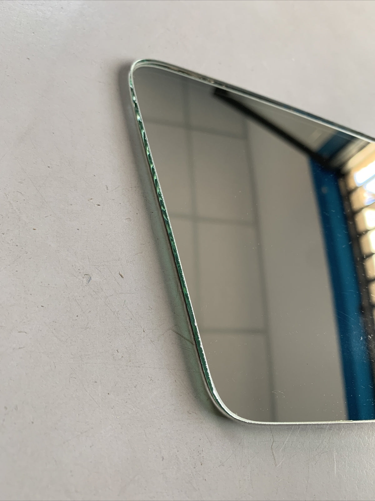 vetro specchietto destro opel vectra 1995