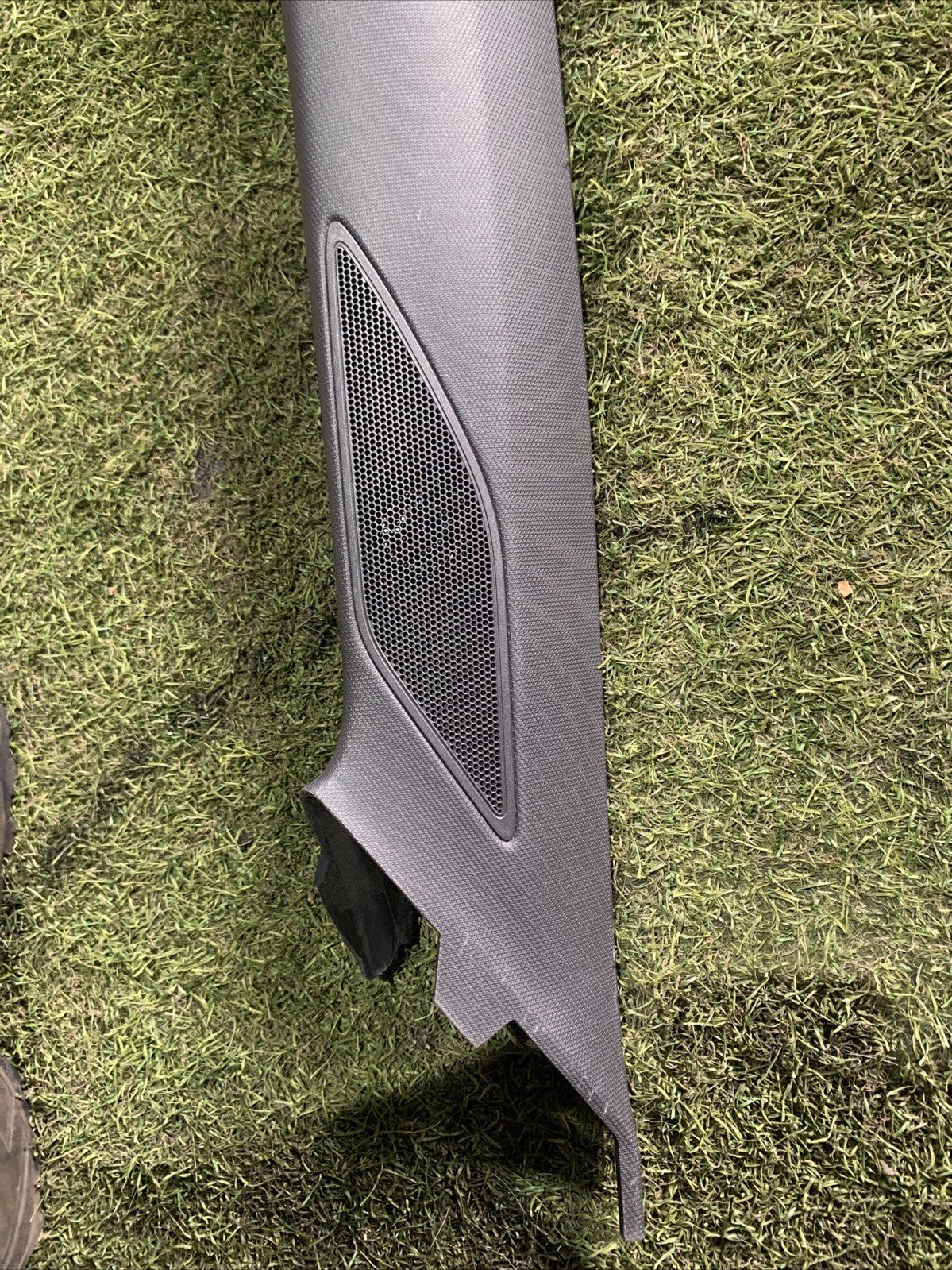 5H0867233K RIVESTIMENTO MONTANTE ANTERIORE LATO SINISTRO VOLKSWAGEN GOLF 8R