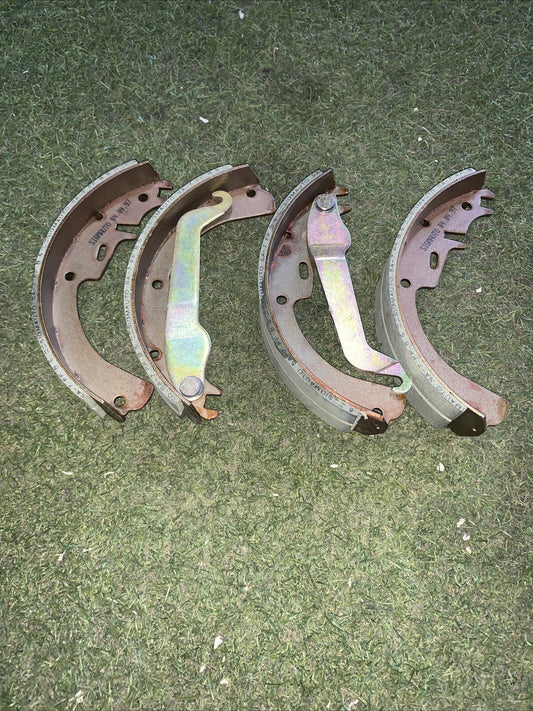 4 Ganasce freno Opel GT Kadett B 1900 rally Ascona Manta Olympia posteriori