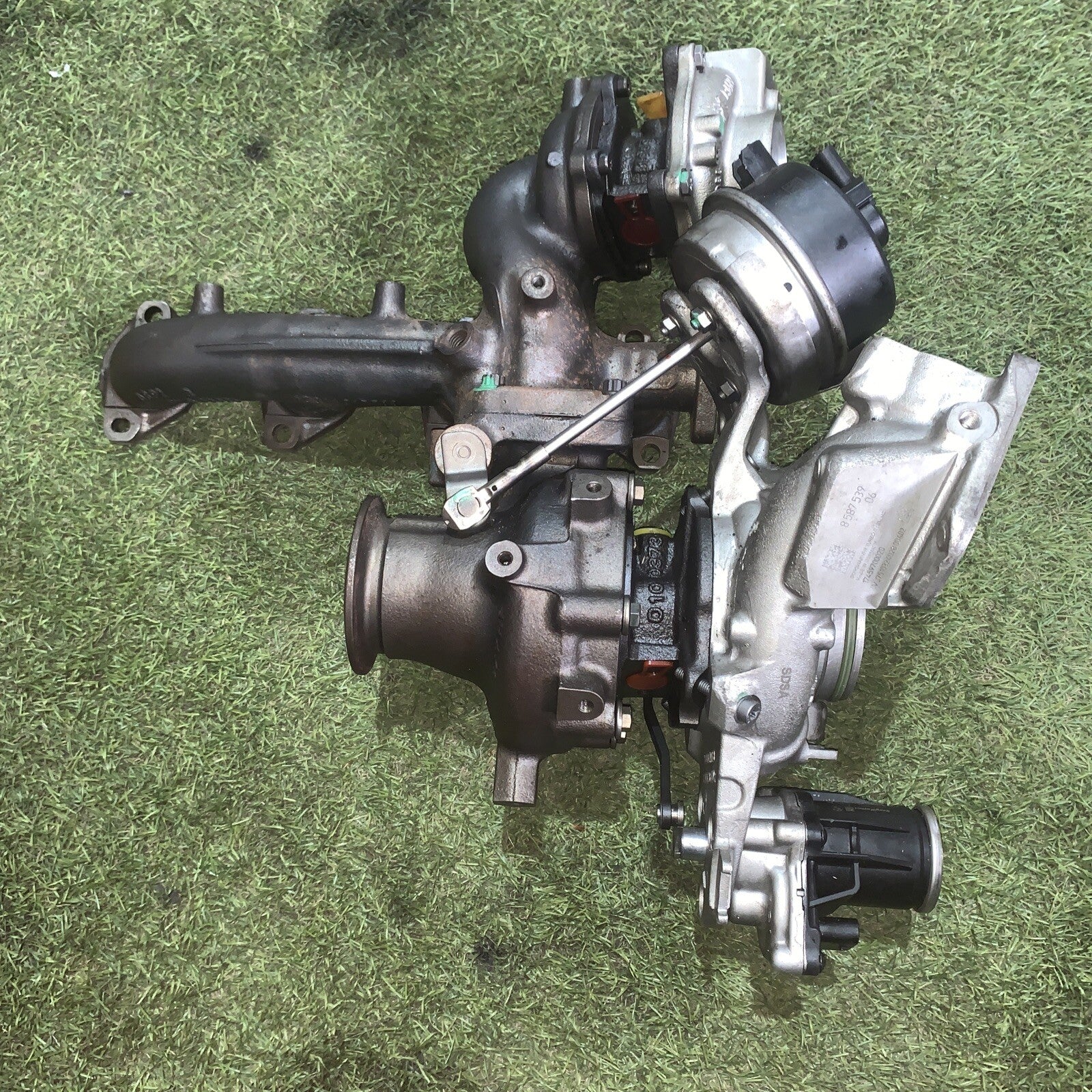 8591886 8587539 BMW Bi-Turbo compressore B47 2.0 Diesel 190 CV G20