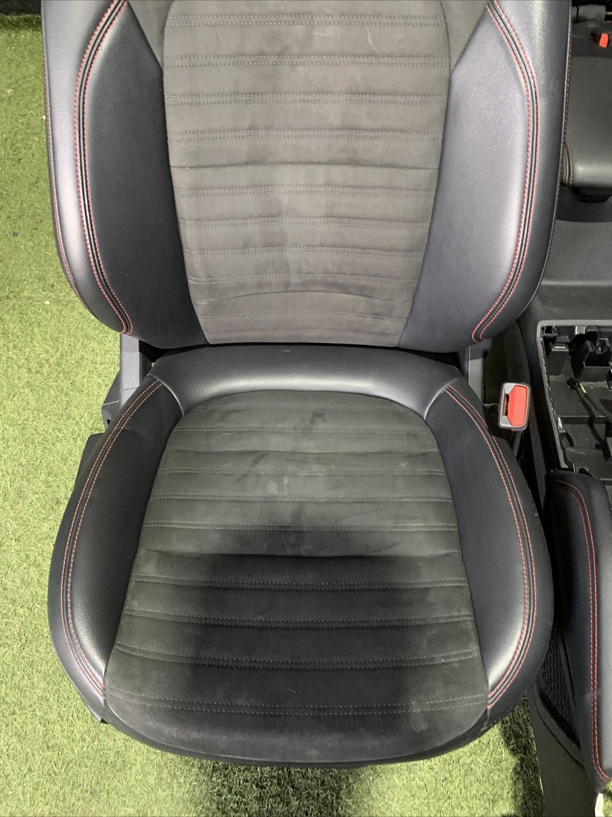 Tappezzeria Completa Sedili Interni Ford Kuga 2022 ST LINE