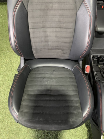Tappezzeria Completa Sedili Interni Ford Kuga 2022 ST LINE