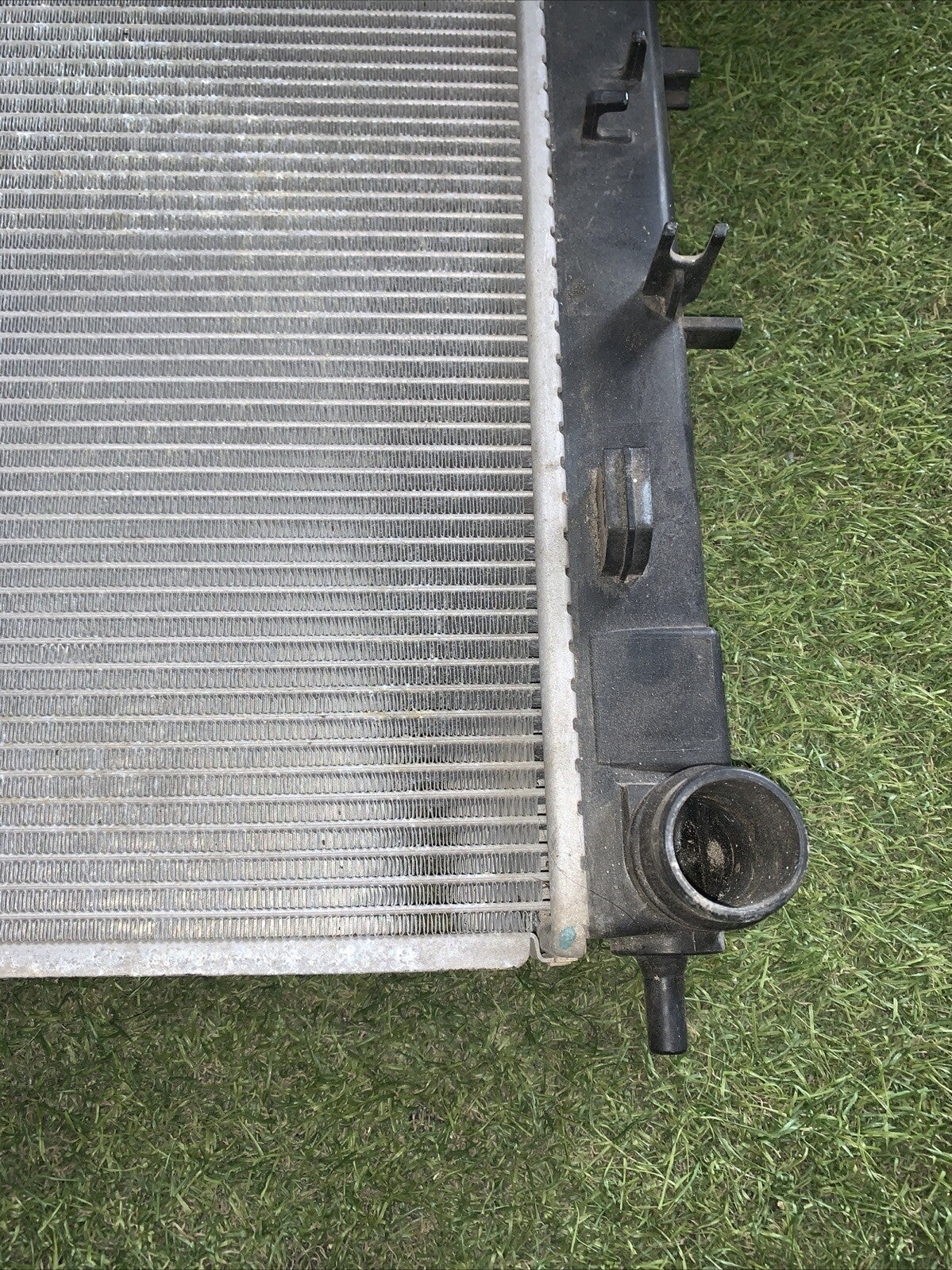 Radiatore Acqua Kia Ceed 2012