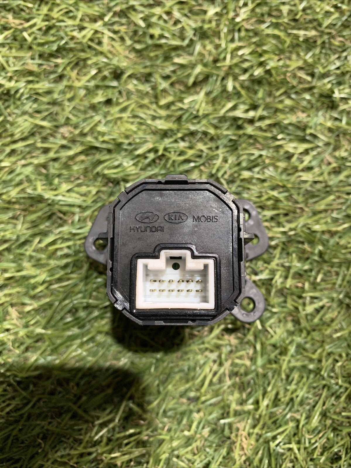 95430-D9700WK PULSANTE ACCENSIONE KIA SPORTAGE SERIE 2017