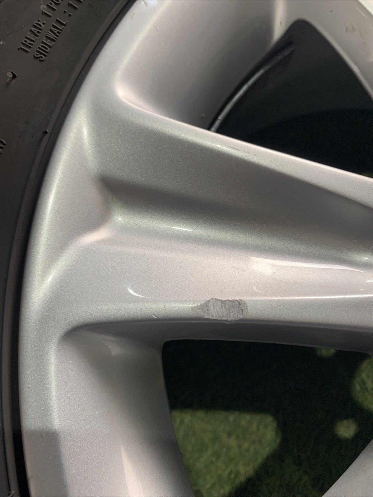 Cerchi In Lega Con Gomme Da 15 Audi A1 2010 8X0601025