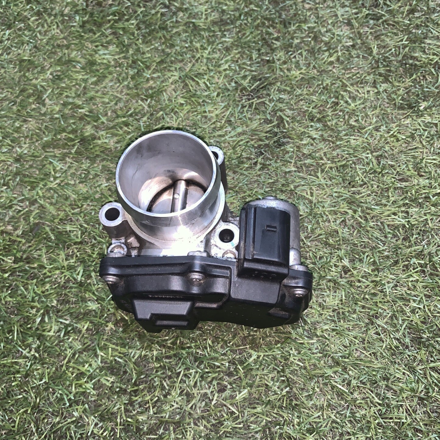 CM5G9F991GA corpo farfallato valvola a farfalla per FORD FIESTA VII 1.0