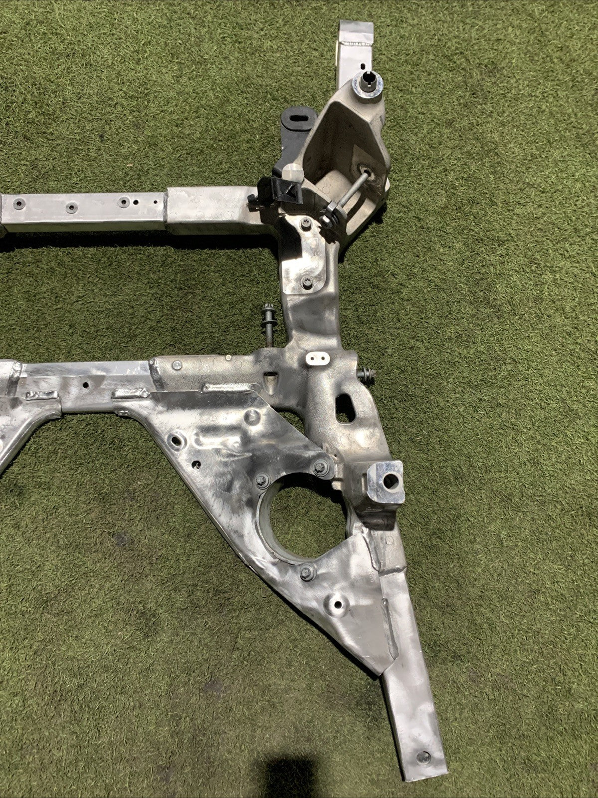 Culla assale slitta motore anteriore Alfa Romeo Stelvio 00505505910 (2)