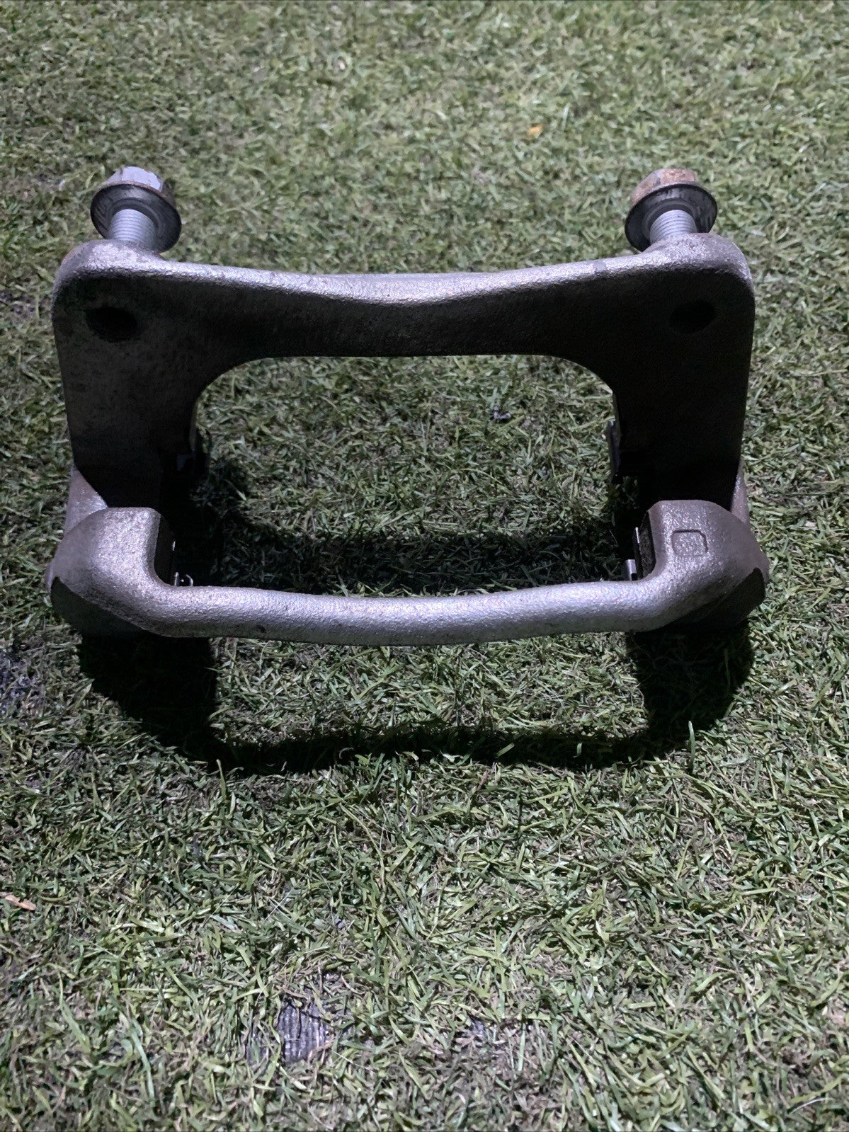 Porta Pinza Freno Anteriore Sinistra Toyota C-HR 2016-2019 1.8 Hybrid 47722F9010