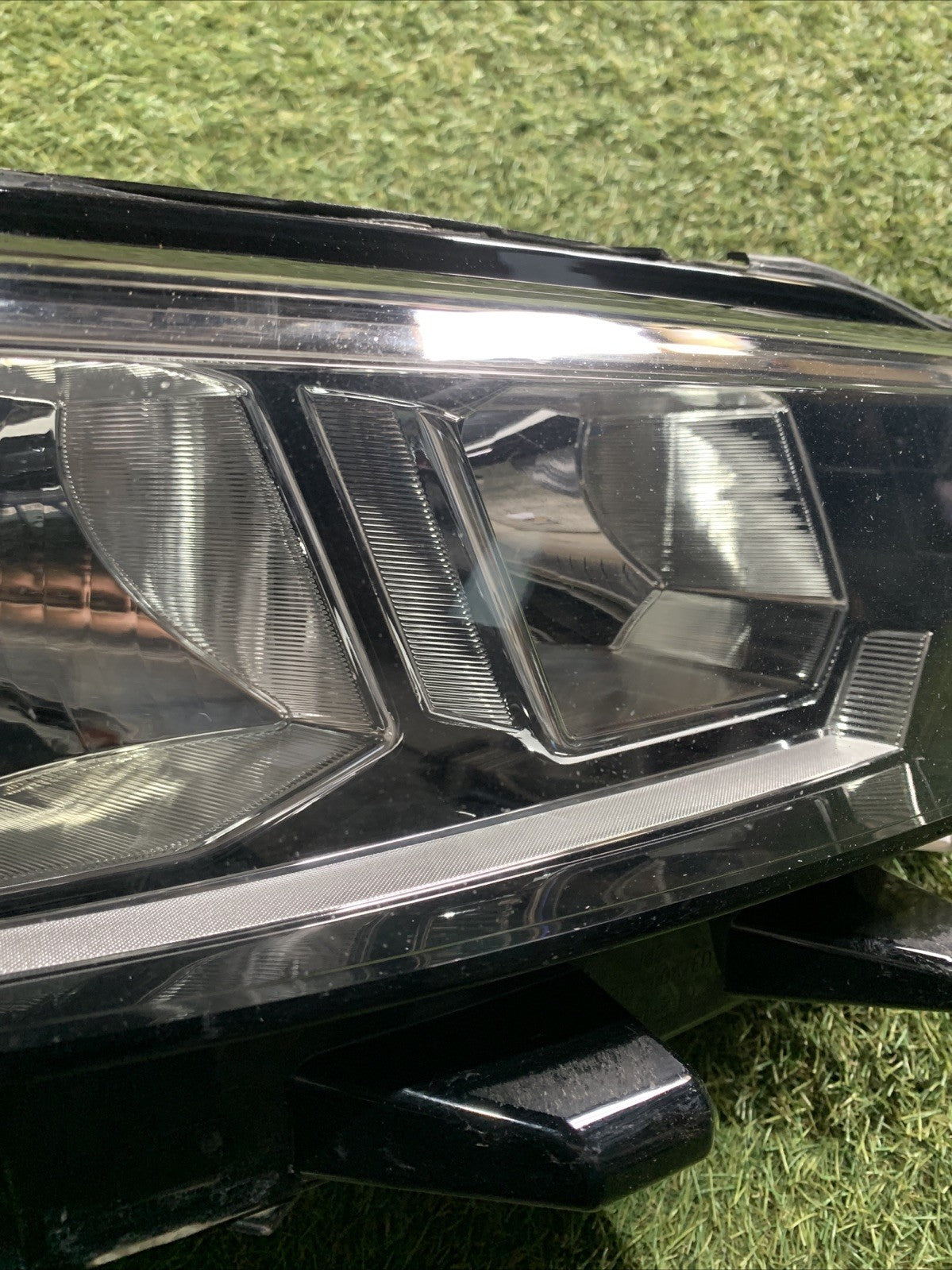 FARO FANALE ANTERIORE DESTRO DX PER VOLKSWAGEN T-Roc Serie 2GA941006B (17>)