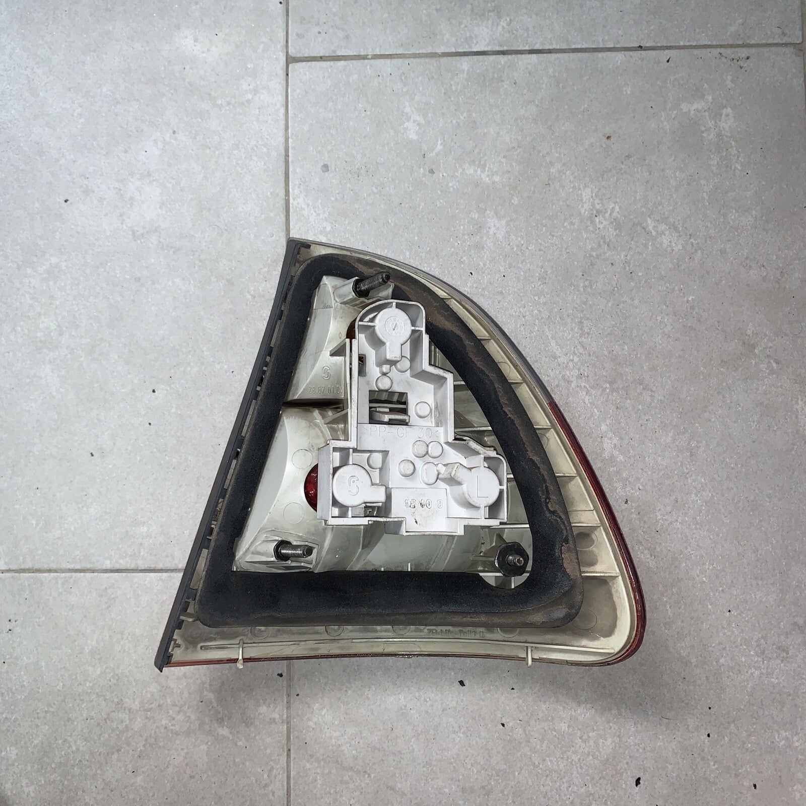 STOP FANALE POSTERIORE SINISTRO BMW SERIE 3 E46 28670104