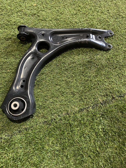 Braccio Oscillante Anteriore Destro Audi A1 2020 1.0  Benzina 2Q0407152D