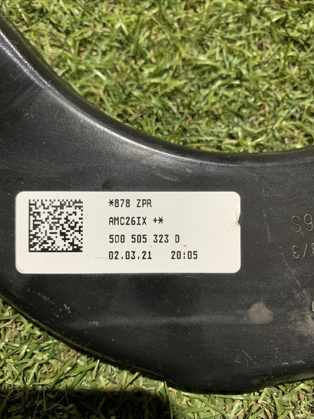 Braccio Oscillante Posteriore Destro Volkswagen Golf 8R 2.0 Benzina 5Q0505323D