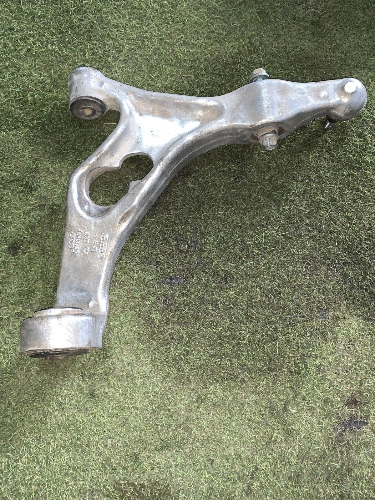 Braccio Oscillante Inferiore Sospensione Anteriore Destra per AUDI Q7 2006