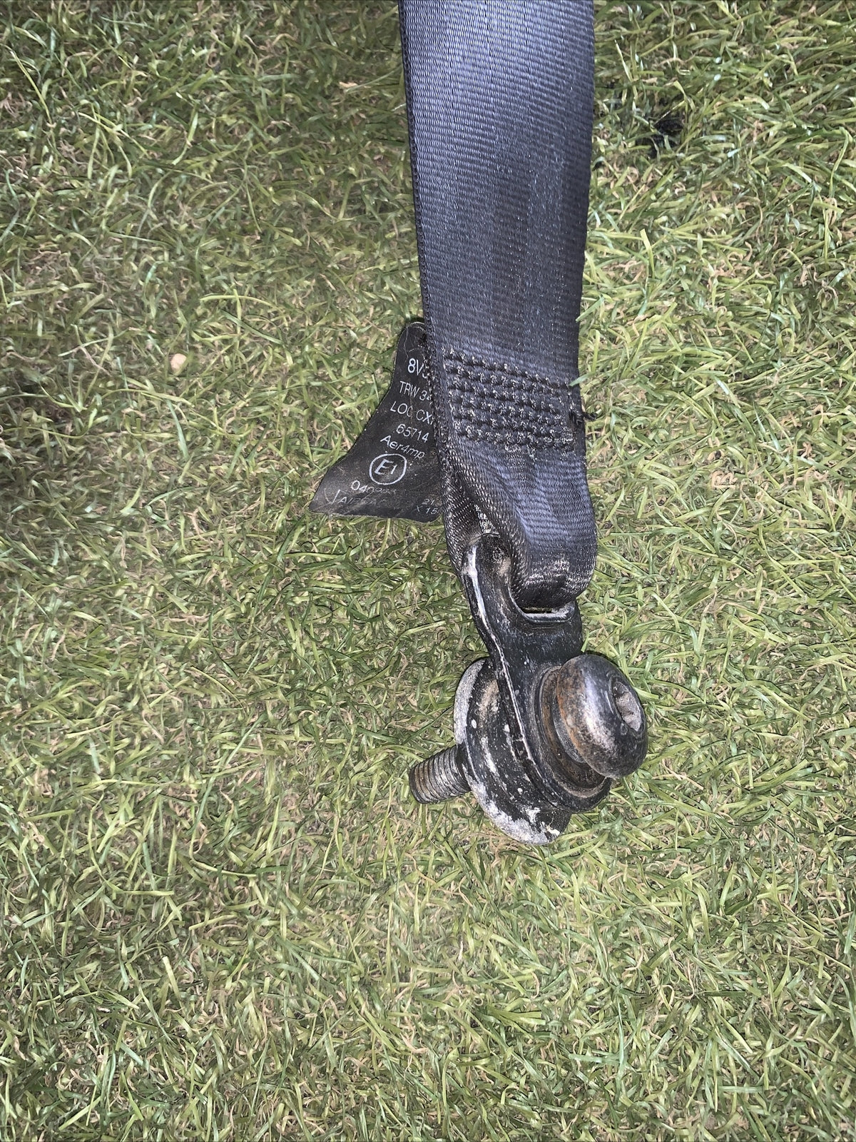 CINTURA DI SICUREZZA ANTERIORE SINISTRA CON PRETENSIONATORE FORD FIESTA 2010