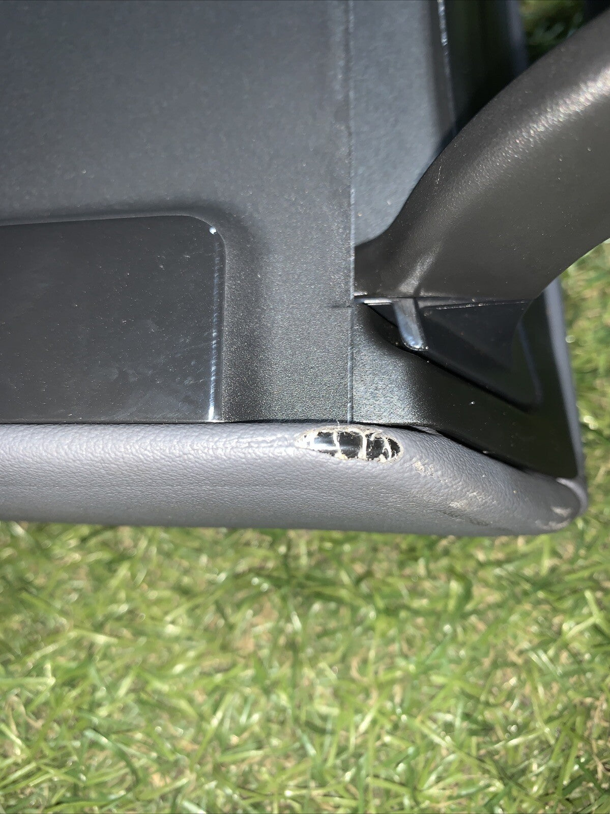 BRACCIOLO CENTRALE VOLKSWAGEN T-CROSS Serie 2GM864207A (19)