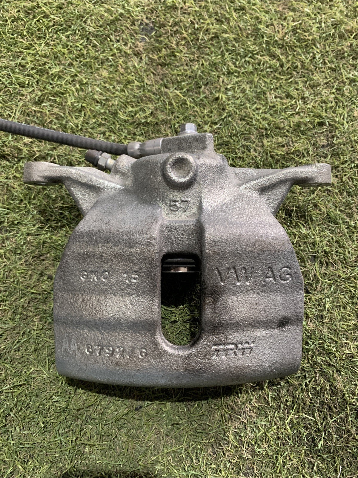 8V0615124 PINZA FRENO ANTERIORE DESTRA VOLKSWAGEN GOLF 7 1.6 D