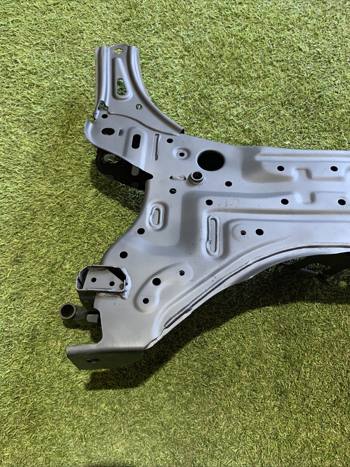 Culla motore assale anteriore 45810-52R00 SUZUKI SWIFT VI MK8 2022