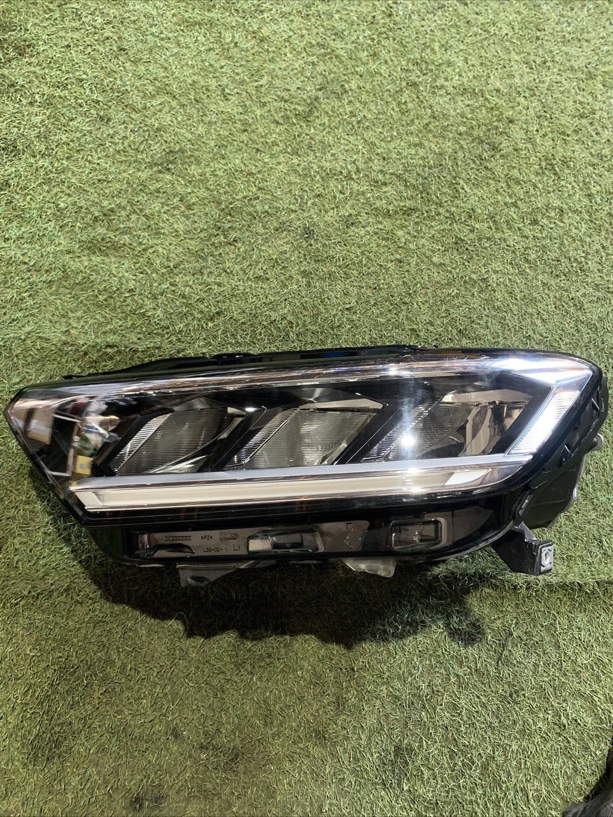 Faro Fanale Headlight Anteriore Sinistro Volkswagen T-Roc 2024 2GA941005F (2)