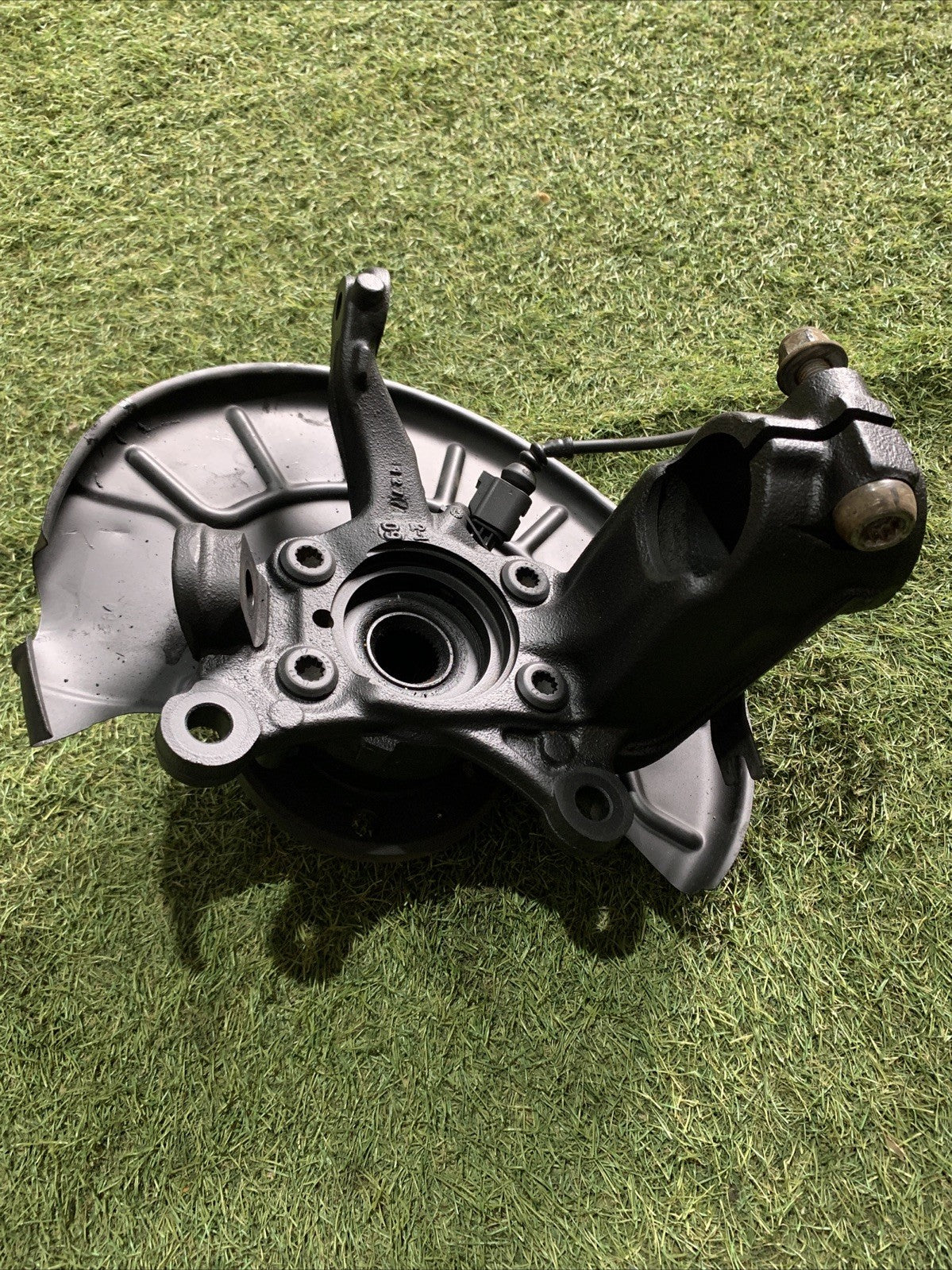 MOZZO MONTANTE FUSELLO ANTERIORE SINISTRO VOLKSWAGEN GOLF 6 2009 2.0 DIESEL