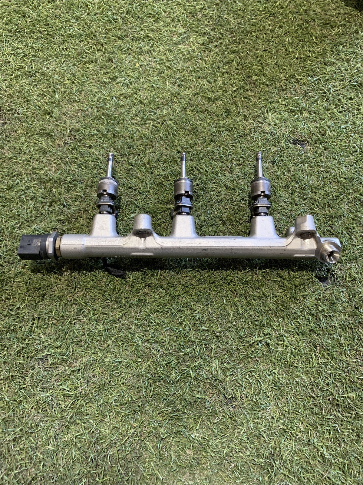 Flauto Inietttori Volkswagen Golf 8 1.0 Benzina DLAB 05C133320A