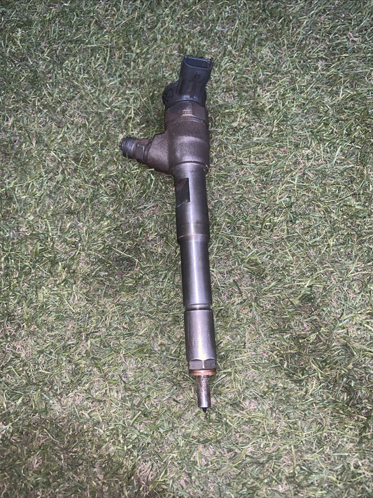 Iniettore Dacia Sandero 2015 1.5 Diesel 0445110485 (3)