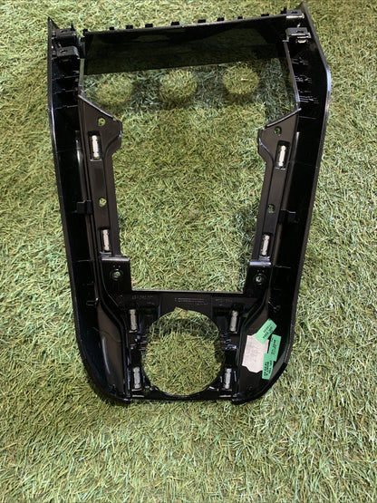 RIVESTIMENTO CONSOLLE CENTRALE PER VOLKSWAGEN T-Roc 2024 Serie 2GA863099