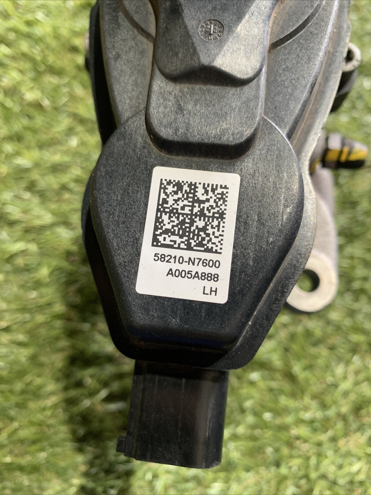 58210N7600 PINZA FRENO POSTERIORE SX ELETTRICA KIA SPORTAGE (NQ5) 1.6 HYBRID