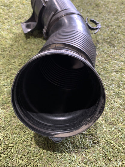 Tubo Aspirazione Filtro Aria Maserati Levante 670033792