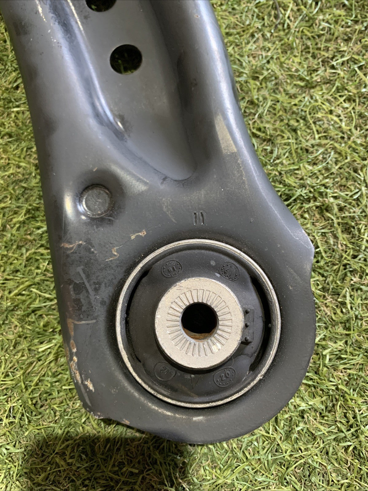 Braccio Oscillante Anteriore Sinistro Volkswagen Golf 7 2.0 Diesel 81A407151F