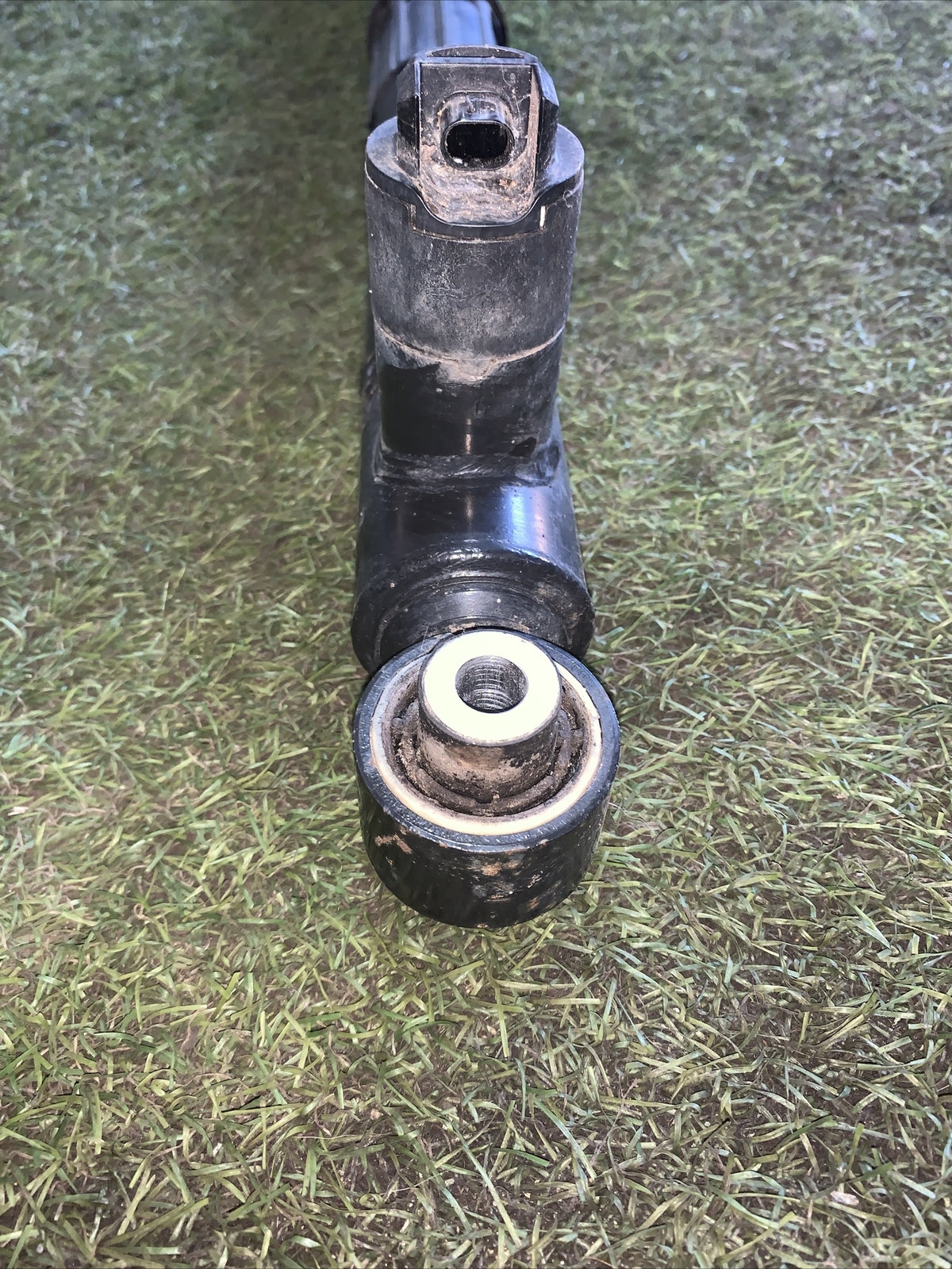 AMMORTIZZATORE POSTERIORE ELETTRICO DESTRO AUDI Q3 Sportback 83A512009 2019