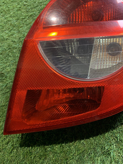 STOP FANALE POSTERIORE DESTRO PER RENAULT Clio Serie 89038050 (04>08)