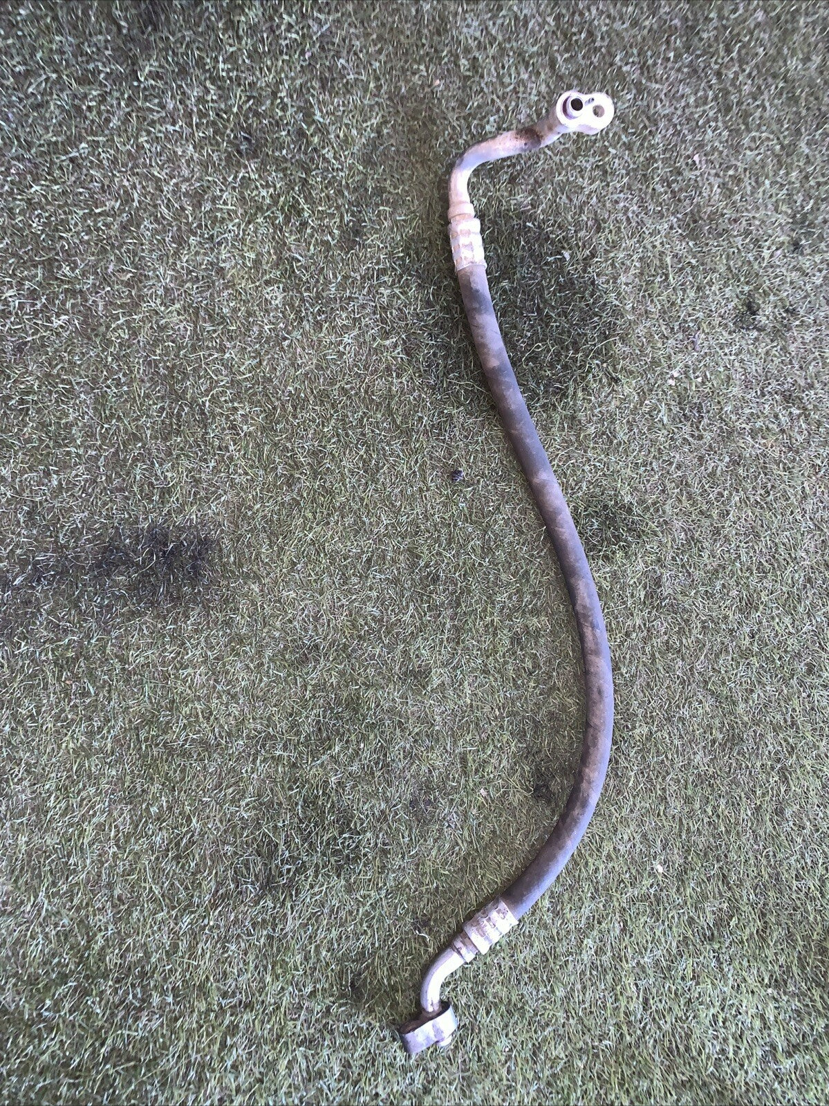 Tubo Aria Condizionata Volkswagen Golf 4 1.9 130CV￼ 1J0820721AC