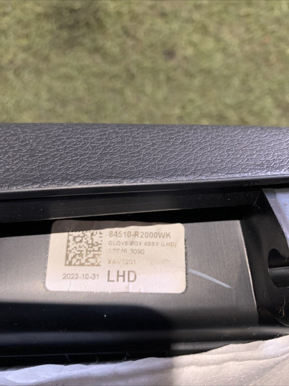 Cassetto Porta Oggetti Kia Sportage 2023 84510-R2000WK (2)