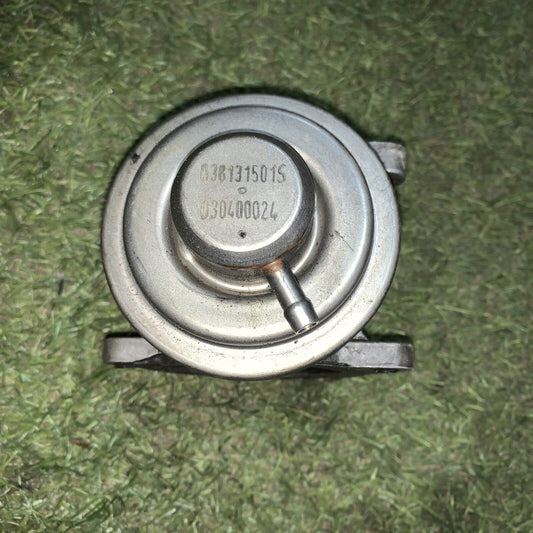VALVOLA EGR VOLKSWAGEN GOLF 5 -  1.9 TDi ( 2003 > 2008 ) 038129637D ORIGINALE