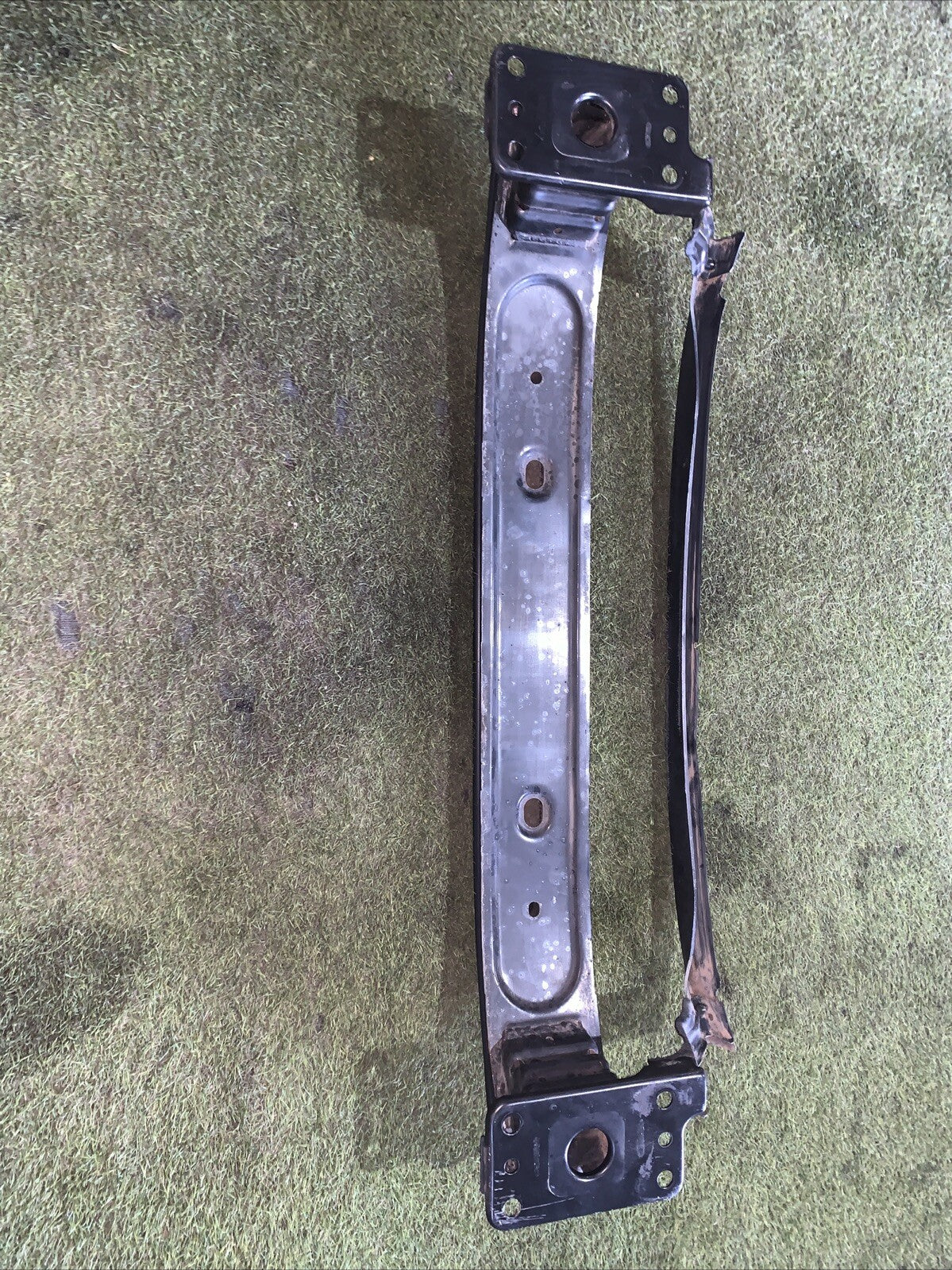 Traversa rinforzo paraurti anteriore fiat grande punto (3)