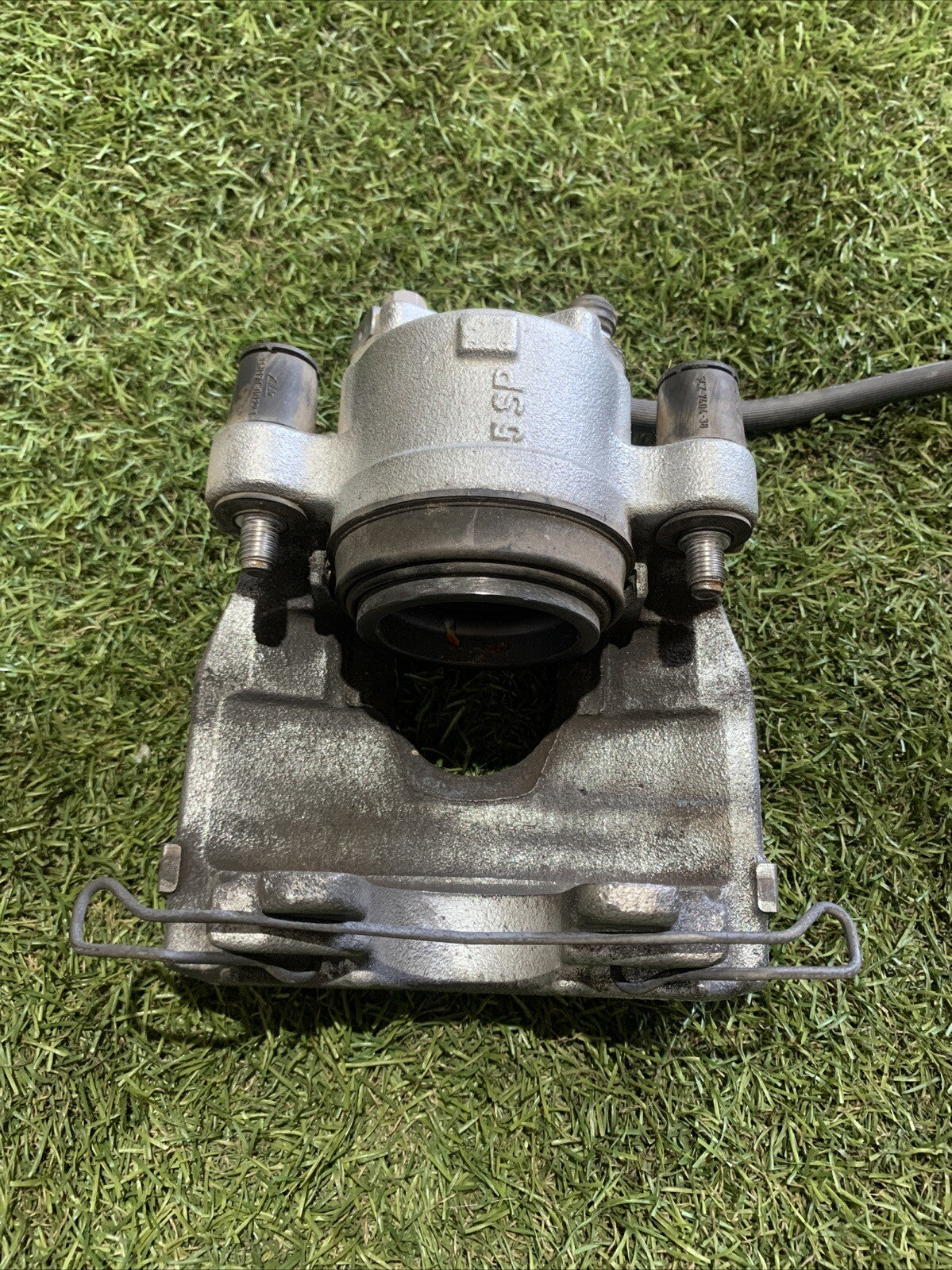 Pinza Freno Anteriore Destra Ford Kuga 2020-2024 2.5 Hybrid LX61-2B294-CNC