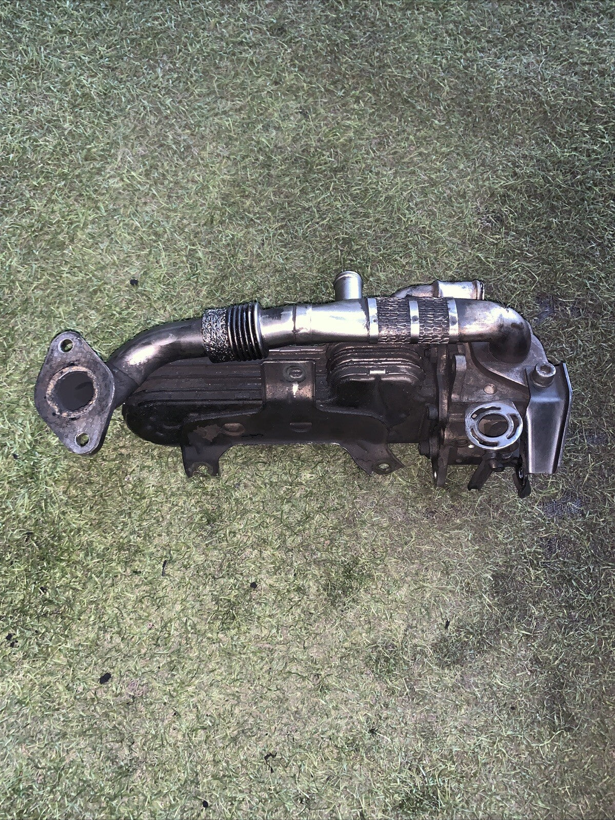 SCAMBIATORE EGR VOLKSWAGEN Golf 5 Berlina 038131513AD BKC Diesel 2005 (2)