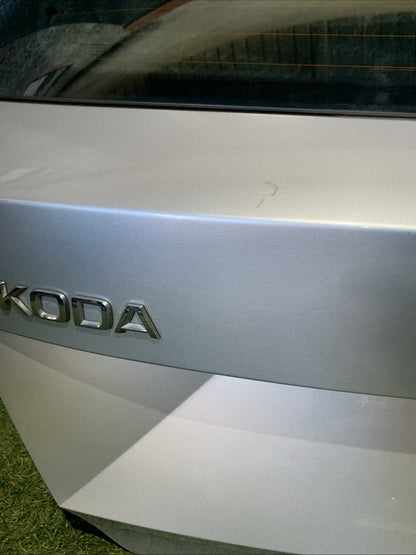 COFANO BAULE PORTELLONE POSTERIORE SKODA FABIA 2017 