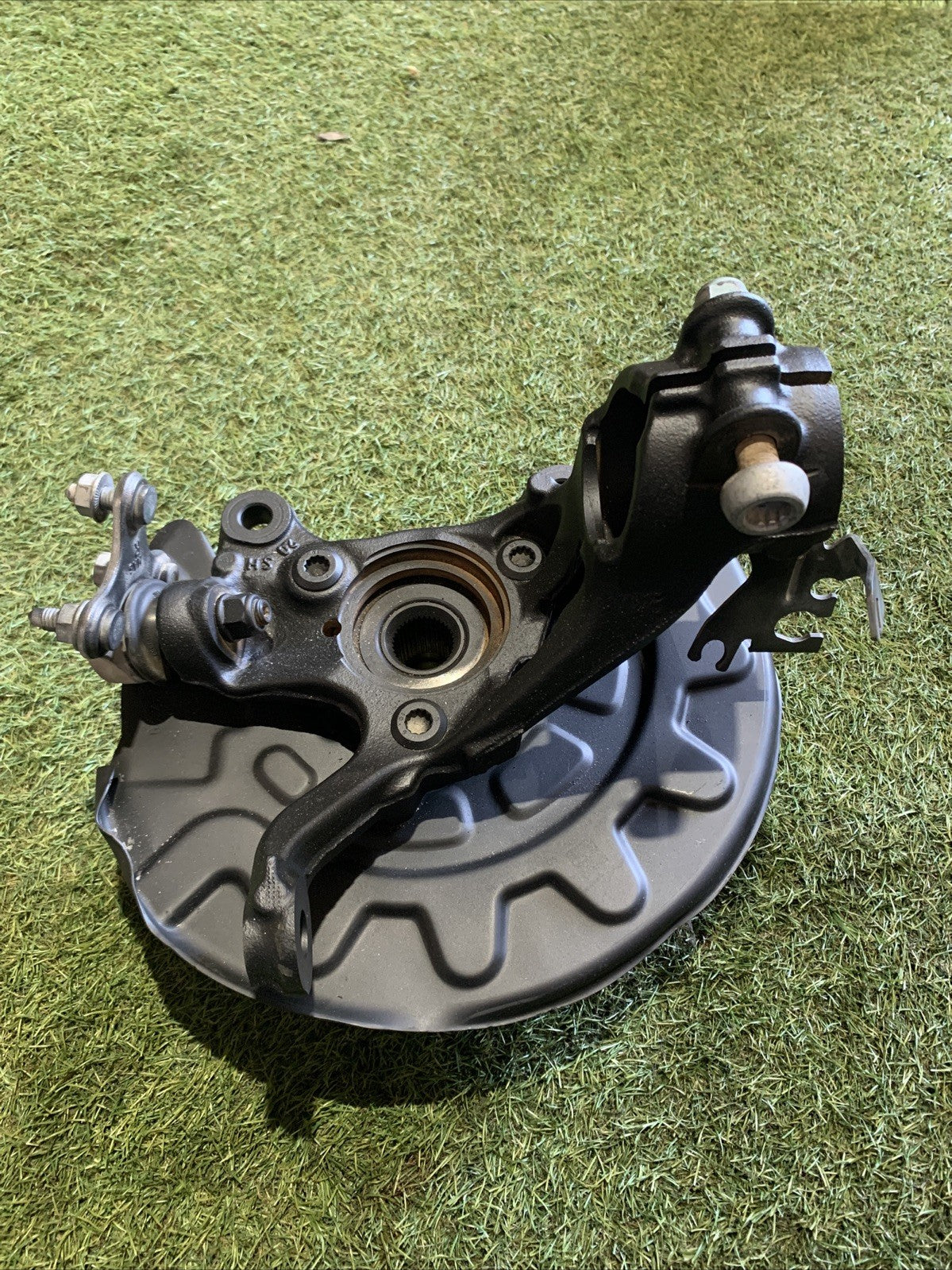 Mozzo Fusello Anteriore Destro Volkswagen T-roc 1.6 Diesel 5Q0407254A (2)