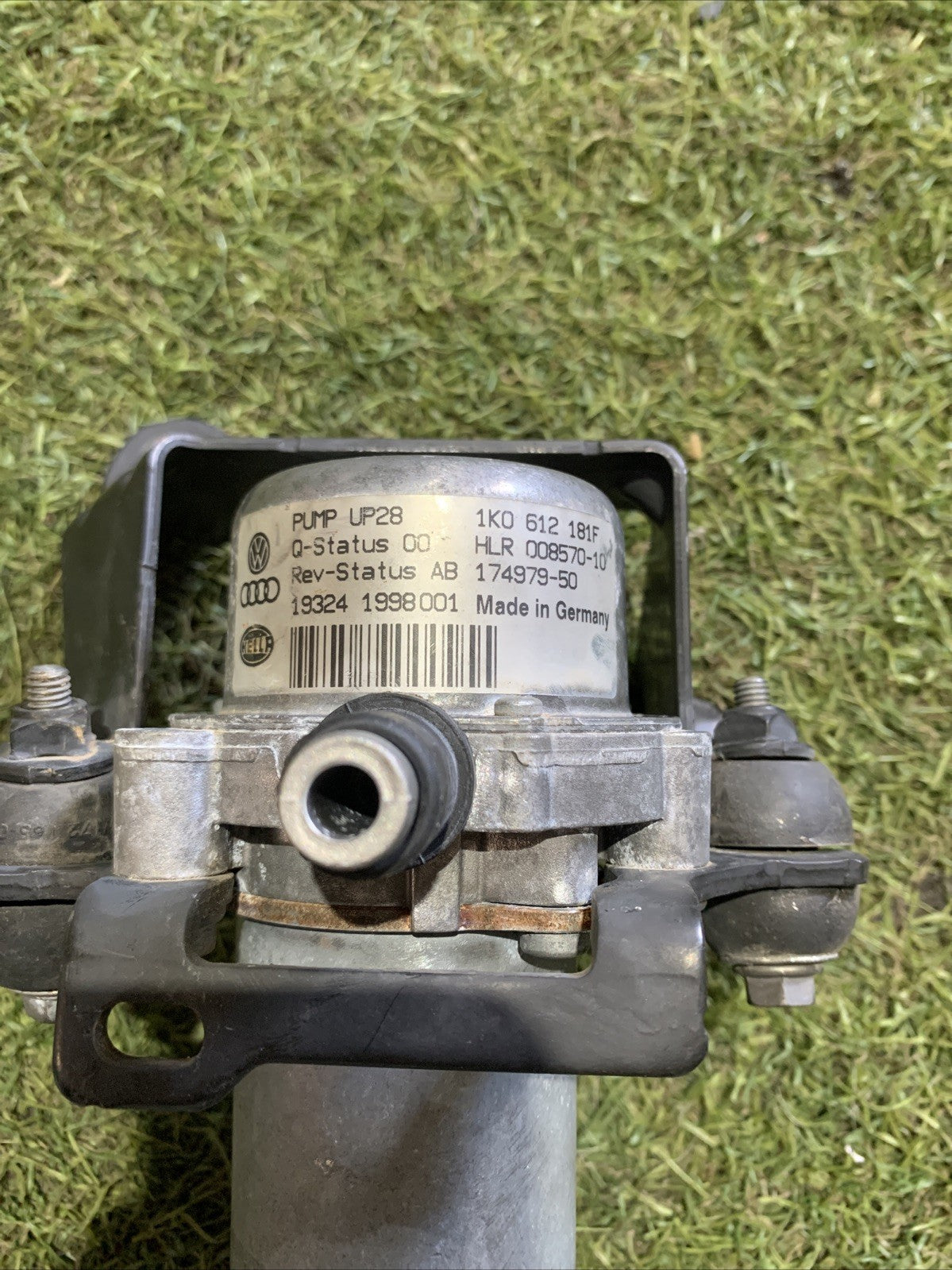 POMPA A VUOTO PER VOLKSWAGEN T-Roc Serie 1K0612181F DKR Benzina 1000 (17>)