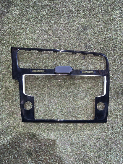 5G1819743E MASCHERINA RIVESTIMENTO CRUSCOTTO CENTRALE VOLKSWAGEN GOLF 7