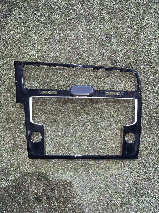 5G1819743E MASCHERINA RIVESTIMENTO CRUSCOTTO CENTRALE VOLKSWAGEN GOLF 7