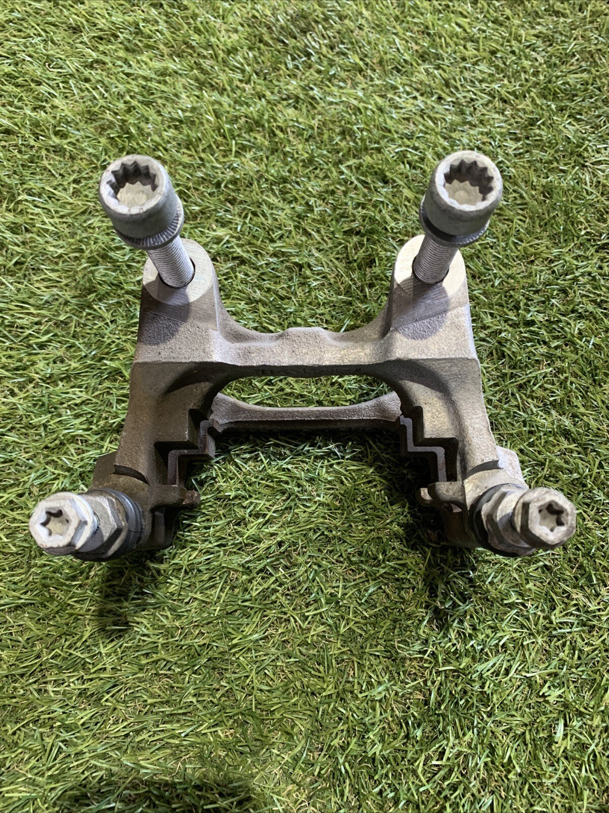 Supporto Porta Pinza Posteriore Sinistra Audi Q3 2016 8U0615425B