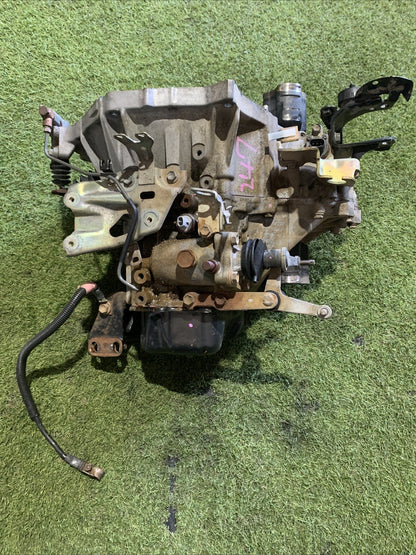 CAMBIO MANUALE PER TOYOTA Yaris 4 SERIE 1.4 DIESEL 3030052230 2002