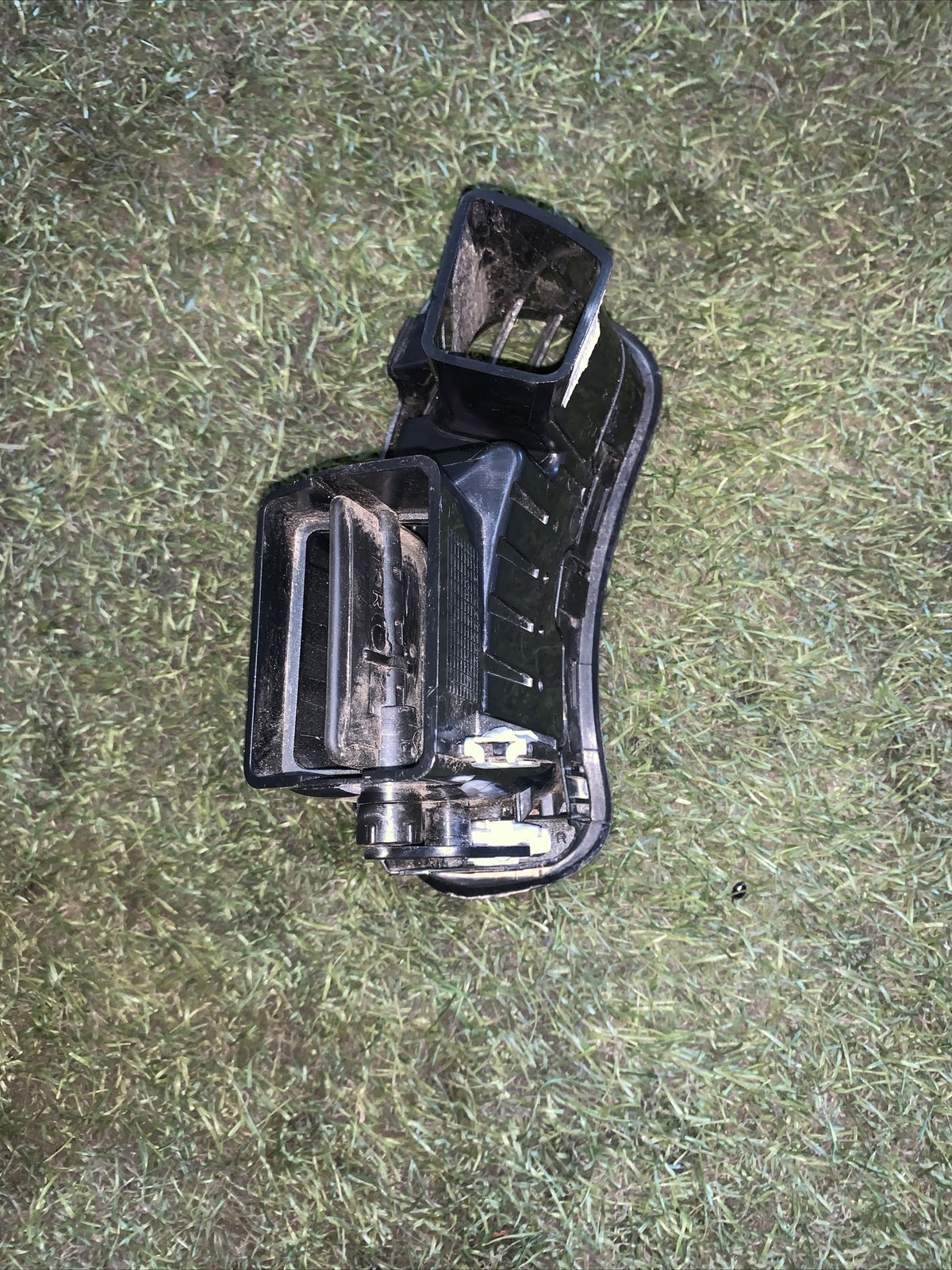 735491139 BOCCHETTA ARIA DESTRA PLANCIA CRUSCOTTO FIAT PANDA 312