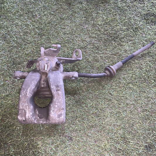 PINZA FRENI POSTERIORE DESTRA DX Alfa Romeo Giulietta 40522 (2)