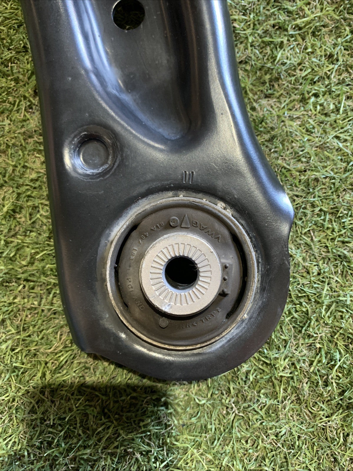 Braccio Oscillante Anteriore Sinistro Audi Q2 2018 81A407151C