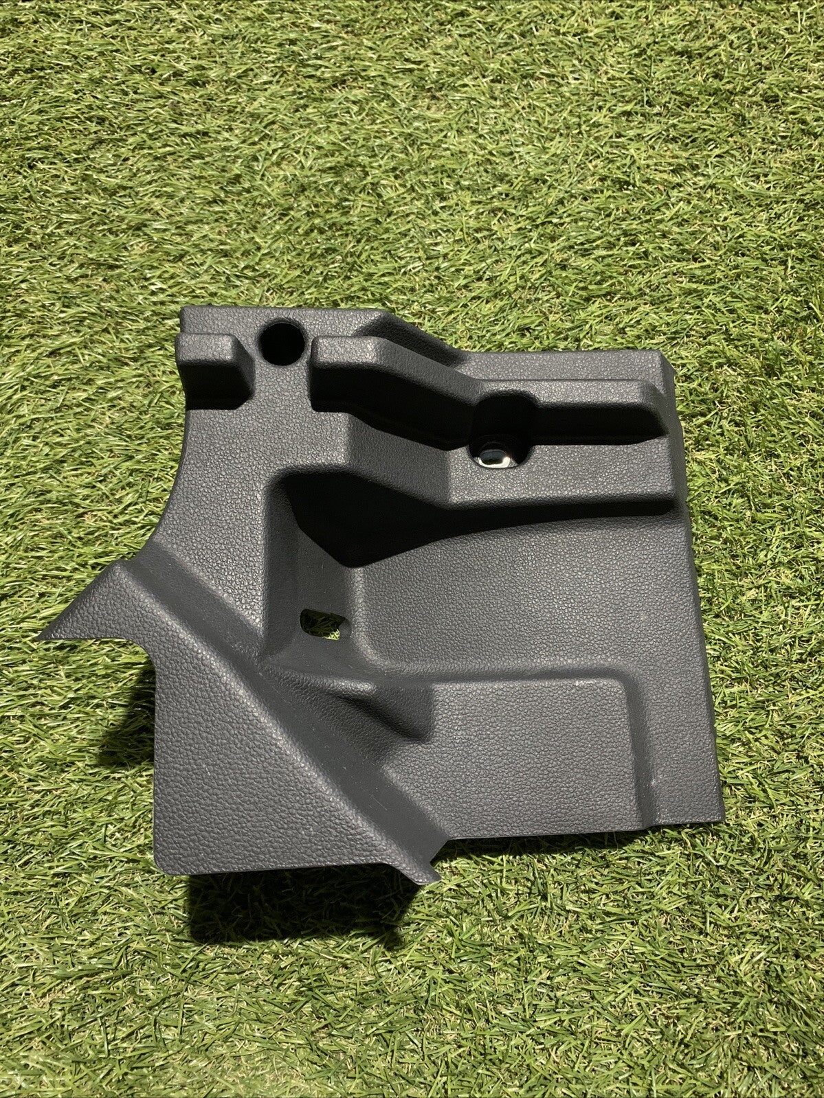 2GM858832 Staffa Di Supporto Ripiano Portaoggetti Lato Dx Per Volkswagen T-Cross